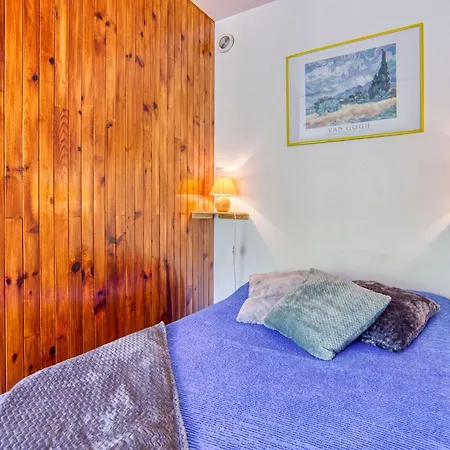 Cosmos-1 By Interhome Appartement