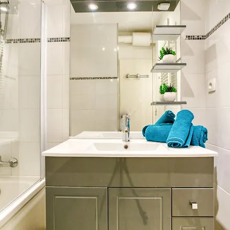 Cosmos-1 By Interhome * Le Corbier