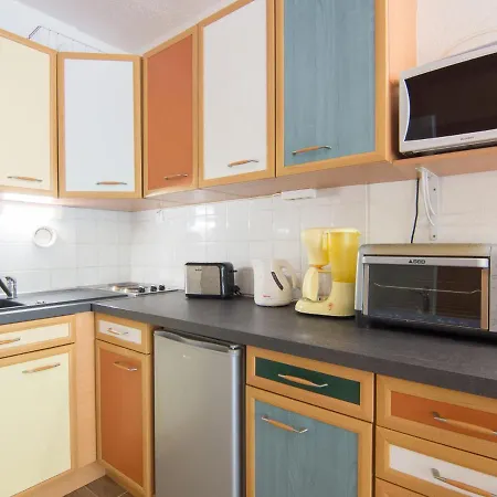 Cosmos-1 By Interhome Apartmán *